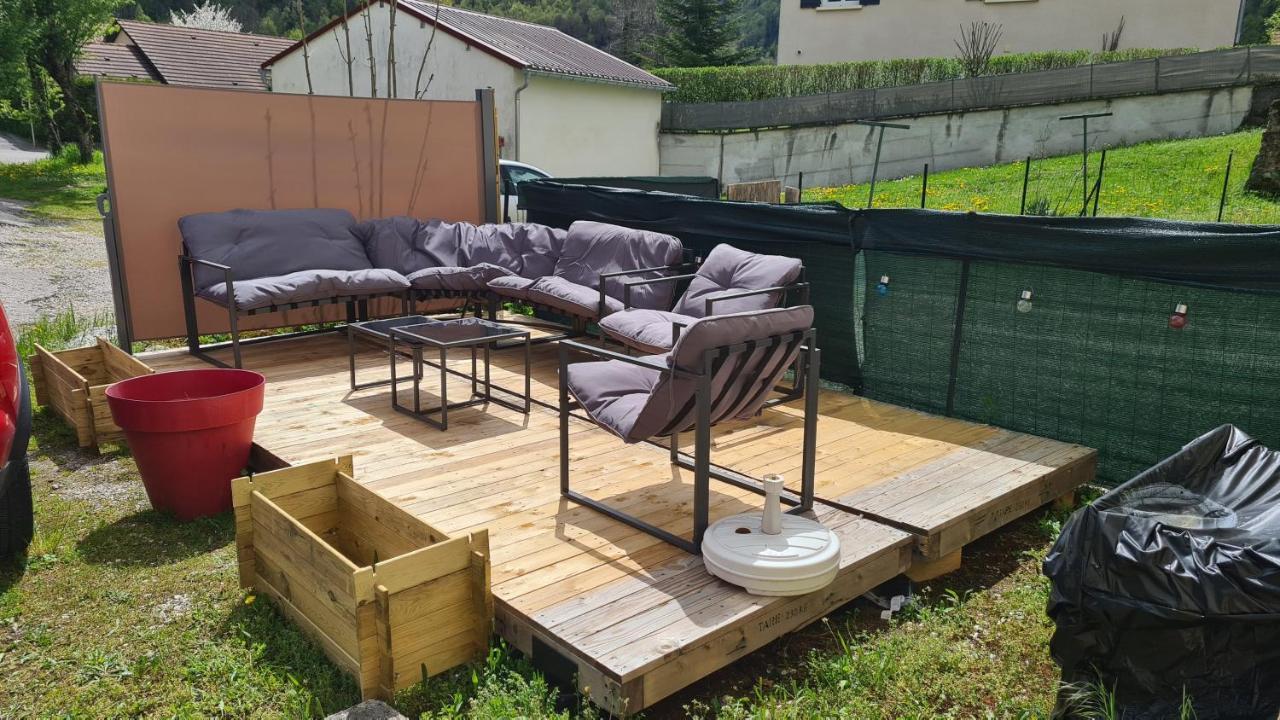 Appartement Au Coeur Du Haut-Jura Villard-Saint-Sauveur Exteriör bild